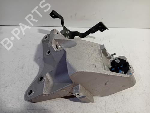 Used Engine mount Engine mount 18081496 18081496