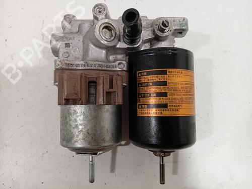 Used ABS pump TOYOTA YARIS (_P13_) 1.5 Hybrid (NHP130_, NHP130) (101 hp) 26725718