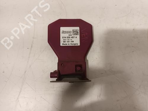 Used Antenna/Base SKODA KAROQ (NU7, ND7) 1.0 TSI (110 hp) 15639603