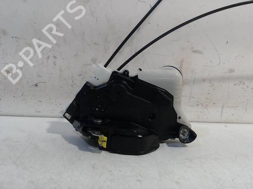 Used Front left lock TOYOTA YARIS (_P13_) 1.5 Hybrid (NHP130_, NHP130) (101 hp) 13207566