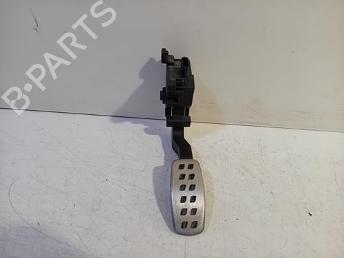 Used Pedal RENAULT MEGANE IV Hatchback (B9A/M/N_) 1.6 TCe 205 (B9MV) (205 hp) 22381202