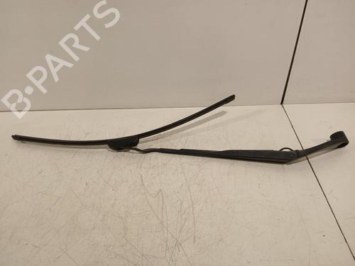 Used Front windshield wiper arm Front windshield wiper arm 37517138 37517138