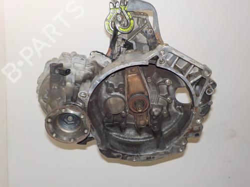Used Gearbox VW GOLF IV (1J1) 2.3 V5 (150 hp) 10669761