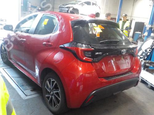 Højre bremsekaliber foran TOYOTA YARIS (_P21_, _PA1_, _PH1_) 1.5 Hybrid (MXPH10, MXPH11) | BP15296429M104 