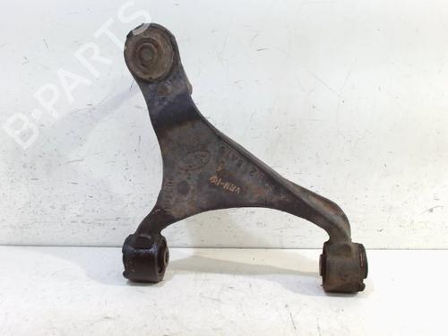Used Right front suspension arm LAND ROVER RANGE ROVER SPORT I (L320) 3.0 D 4x4 (245 hp) 10667871
