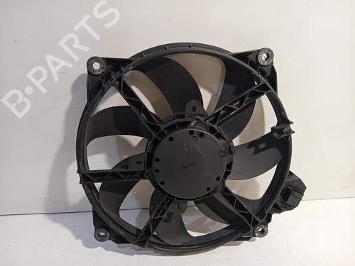 Used Radiator fan Radiator fan 18266493 18266493