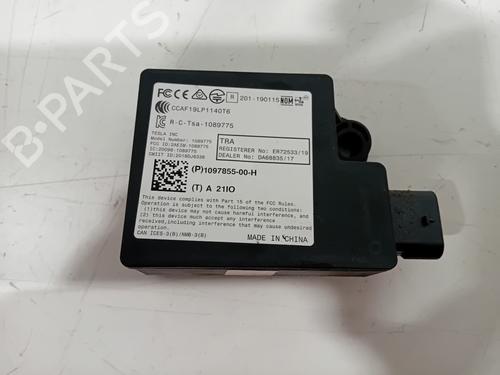 Elektronisk modul TESLA MODEL 3 (5YJ3) EV AWD (351 hp) 31042728