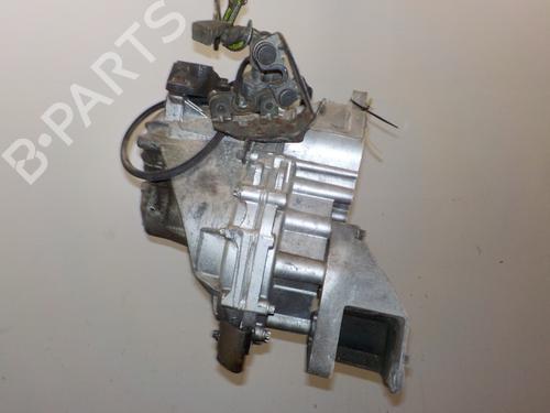 Gearbox OPEL SIGNUM Hatchback (Z03) 3.0 V6 CDTI (F48) | BP10668979M3 