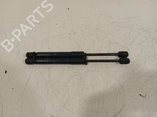 Used Hood lift support BMW 3 Touring (F31) 330 d (258 hp) 24613058