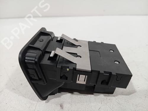 Switch MERCEDES-BENZ B-CLASS Sports Tourer (W246, W242) B 200 (246.243) | BP28309257I30