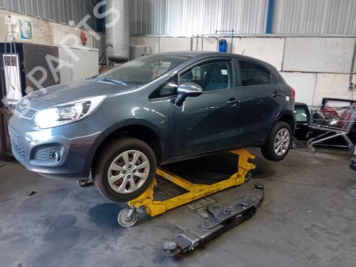 Used Parts KIA RIO III (UB) 1.1 CRDi (75 hp) 3384640