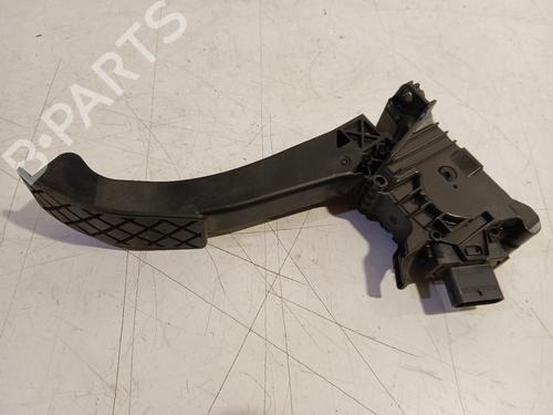 Used Pedal Pedal 32388877 32388877