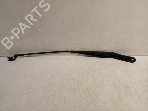 front-windshield-wiper-arm-seat-mii-kf1-ke1-2011-38467621 main image