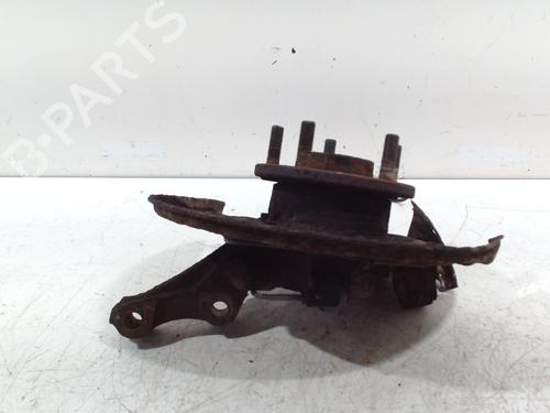 Right front steering knuckle LAND ROVER FREELANDER I (L314) 2.5 V6 4x4 | BP13207984M26 