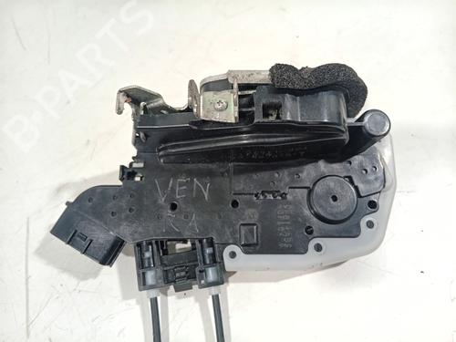 Used Rear right lock Rear right lock NISSAN LEAF (ZE1) Electric (150 hp) 39883267 39883267