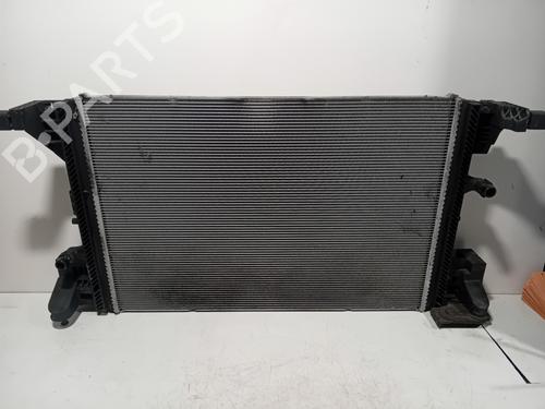 Used Water radiator Water radiator MERCEDES-BENZ EQB (X243) EQB 300 4-matic (243.608, 243.609) (228 hp) 33935252 33935252
