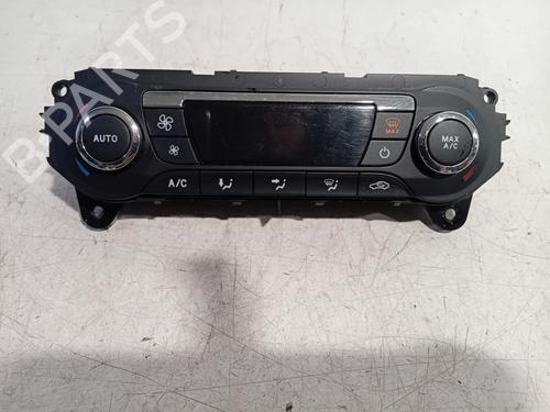 Used Climate control Climate control 19289123 19289123