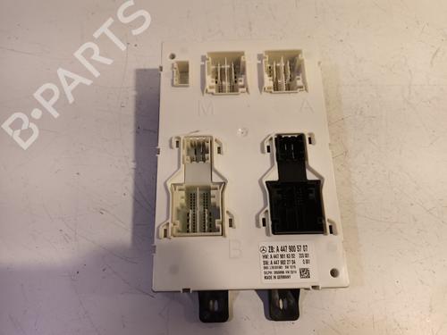 Used Fuse box Fuse box 17542940 17542940