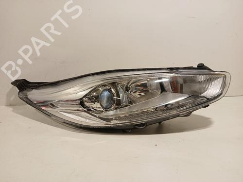 Used Right headlight FORD FIESTA VI (CB1, CCN) 1.0 EcoBoost (100 hp) 30309106