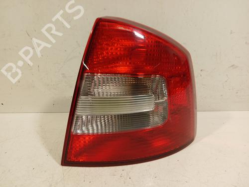 Højre baglygte SKODA OCTAVIA II (1Z3) 1.4 TSI (122 hp) 29077169