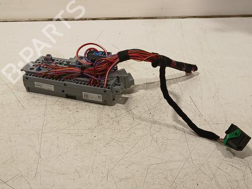 Fuse box BMW 5 (G30, F90) 530 e Plug-in-Hybrid | BP27433632E1 - Image 2