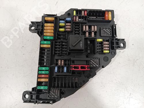 Used Fuse box BMW X4 (F26) xDrive 20 d (190 hp) 18164589