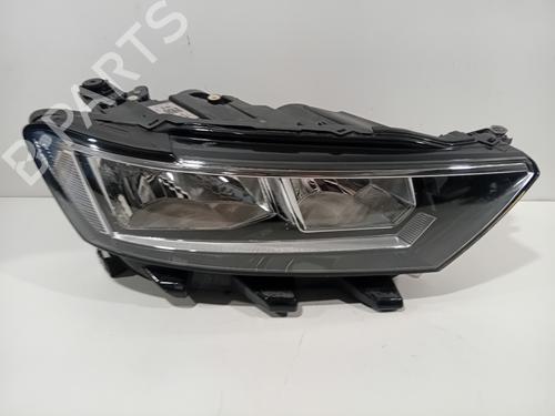 Used Right headlight VW T-ROC (A11, D11) 1.5 TSI (150 hp) 29918519