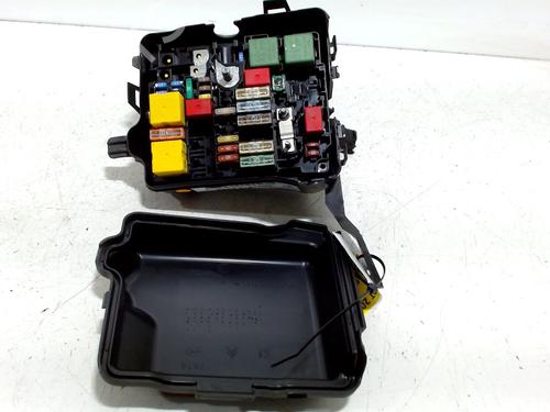 Used Fuse box Fuse box 12340470 12340470