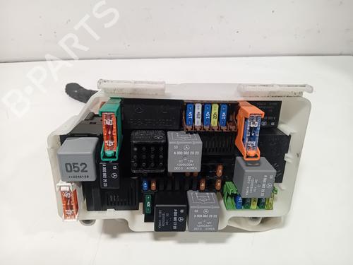 Used Fuse box Fuse box 36841934 36841934