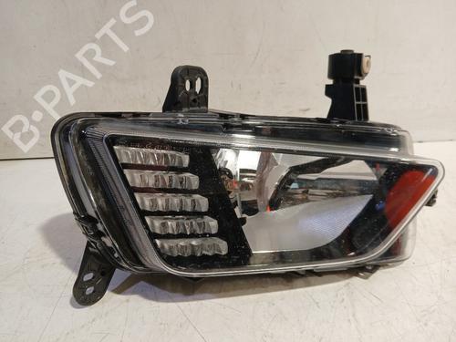 Used Left front fog light VW POLO VI (AW1, BZ1, AE1) 1.0 TSI (95 hp) 31856727