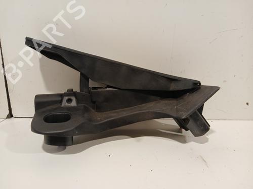 Used Pedal VW TOURAN (1T3) 2.0 TDI (140 hp) 29519107