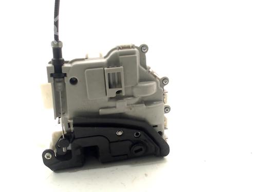 Serrure arrière droite AUDI A1 Sportback (8XA, 8XF) 1.0 TFSI (95 hp) 13206265