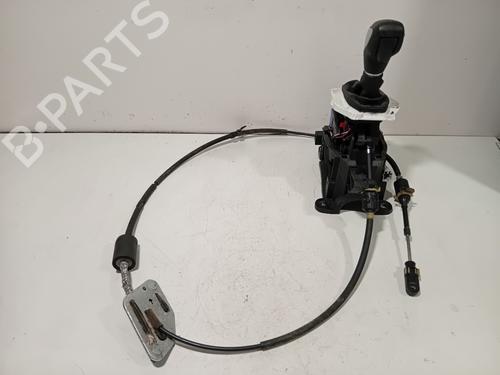 Used Gear lever Gear lever FORD FIESTA VI (CB1, CCN) 1.0 EcoBoost (100 hp) 40283183 40283183