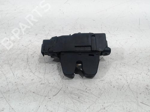Used Tailgate lock PEUGEOT 308 SW II (LC_, LJ_, LR_, LX_, L4_) 1.6 HDi / BlueHDi 115 (LCBHXM, LCBHXT) (115 hp) 13207757