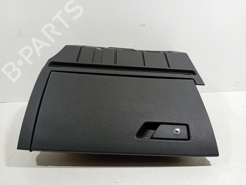 Used Glove box AUDI A3 Sportback (8VA, 8VF) 40 e-tron (204 hp) 21081929