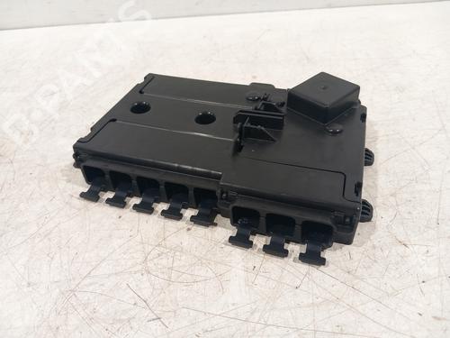Used Fuse box Fuse box 33964326 33964326
