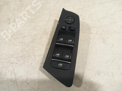 Used Switch Switch BMW 5 (G30, F90) 520 d (190 hp) 33875905 33875905