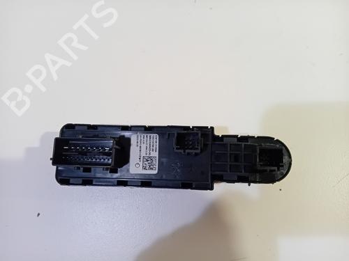 Switch PEUGEOT 3008 II SUV (MC_, MR_, MJ_, M4_) Hybrid | BP27478932I30