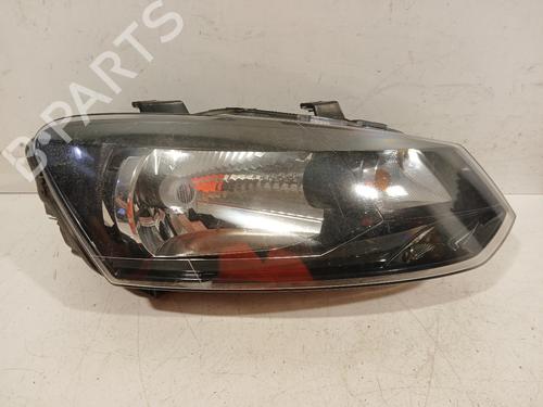 Used Right headlight VW POLO V (6R1, 6C1) 1.2 TDI (75 hp) 29015613