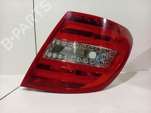 Used Right taillight Right taillight 39508904 39508904
