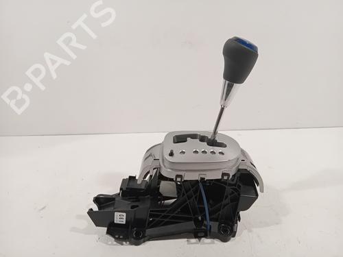Gear lever TOYOTA YARIS (_P13_) 1.5 Hybrid (NHP130_, NHP130) | BP26532768M90 