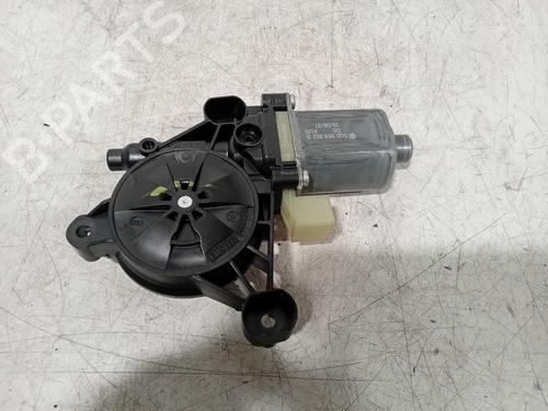 Right front window motor SKODA KAROQ (NU7, ND7) 1.5 TSI | BP38468378E20 - Image 3