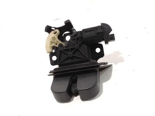 Used Tailgate lock AUDI A4 B7 Avant (8ED) 2.5 TDI (163 hp) 13198542