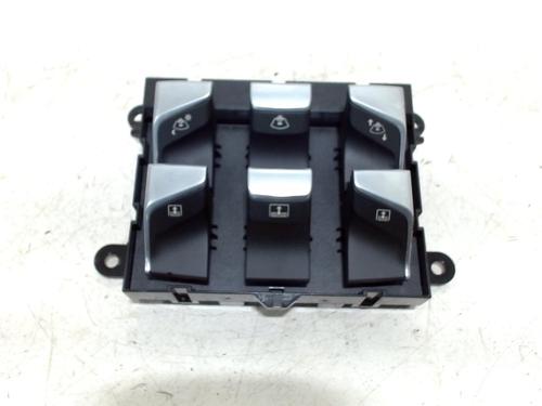Used Switch CITROËN DS5 2.0 HDi 200 Hybrid4 All-wheel Drive (200 hp) 13204606
