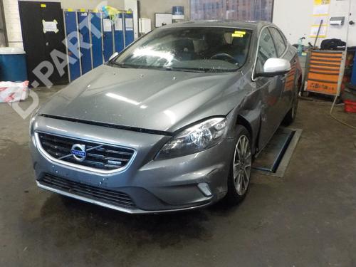 Used Parts VOLVO V40 Hatchback (525)  D4  957961
