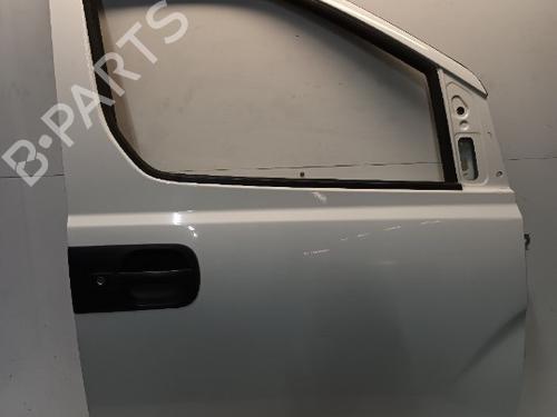 Used Right front door HYUNDAI H-1 Cargo (TQ) 2.5 CRDi (116 hp) 21845497
