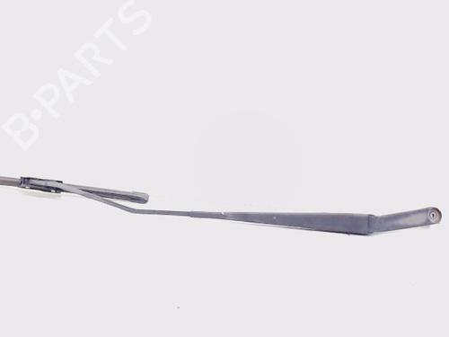 Used Front windshield wiper arm MAZDA PREMACY (CP) 2.0 TD (90 hp) 13196410