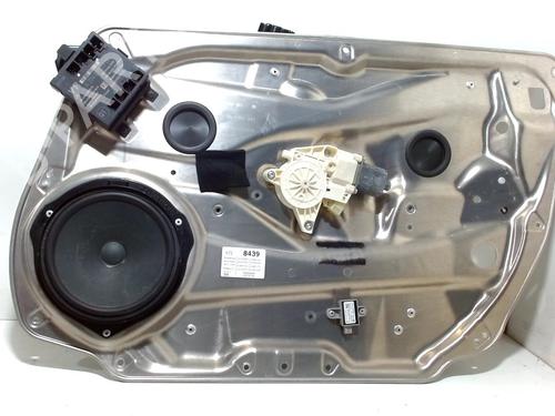 Used Front right window mechanism MERCEDES-BENZ C-CLASS (W204) C 200 Kompressor (204.041) (184 hp) 12532245