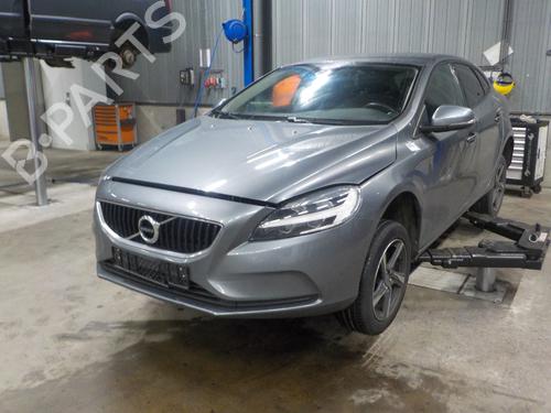 Used Parts VOLVO V40 Hatchback (525) D2 2331414