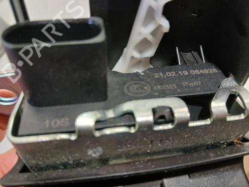 Tailgate lock VW POLO VI (AW1, BZ1, AE1) 1.0 TSI | BP32416370C101